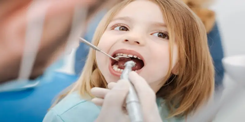 روش های درمان سیاهی دندان کودکان